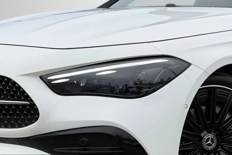 Mercedes-Benz CLE 300 (Clasa CLE) din 2025 cu 26.400 km - oferta MER247178 - foto 9