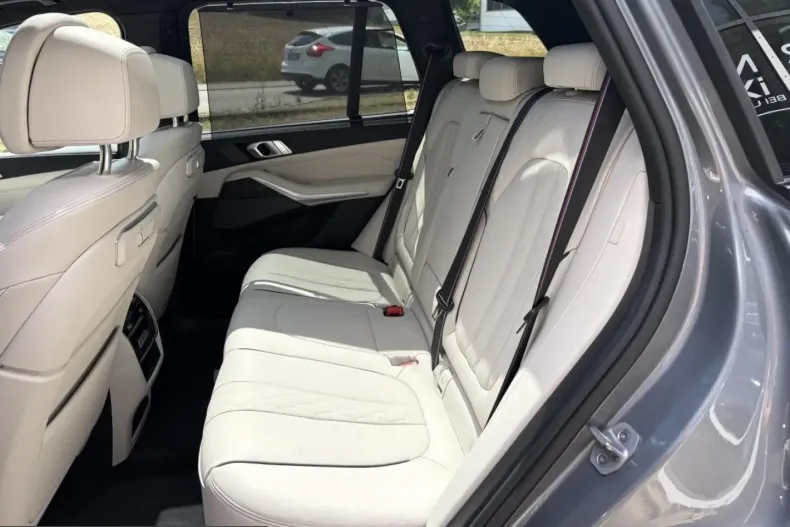 BMW X5 (Seria X) din 2025 cu 39.718 km - oferta BMW247181 - foto 9
