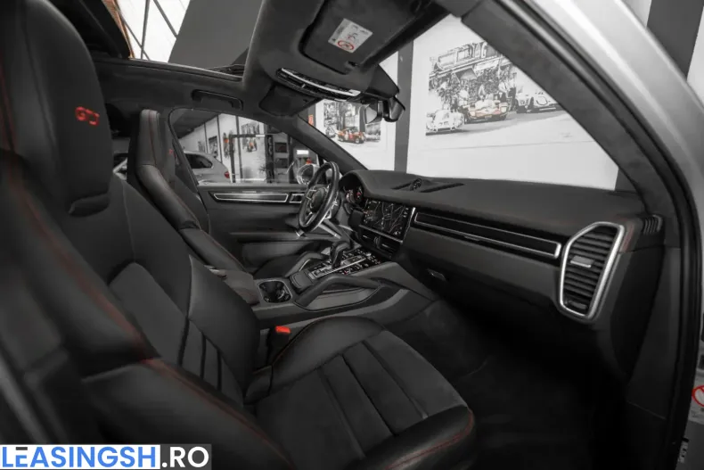 Porsche Cayenne din 2022 cu 74.500 km - oferta POR247194 - foto 2