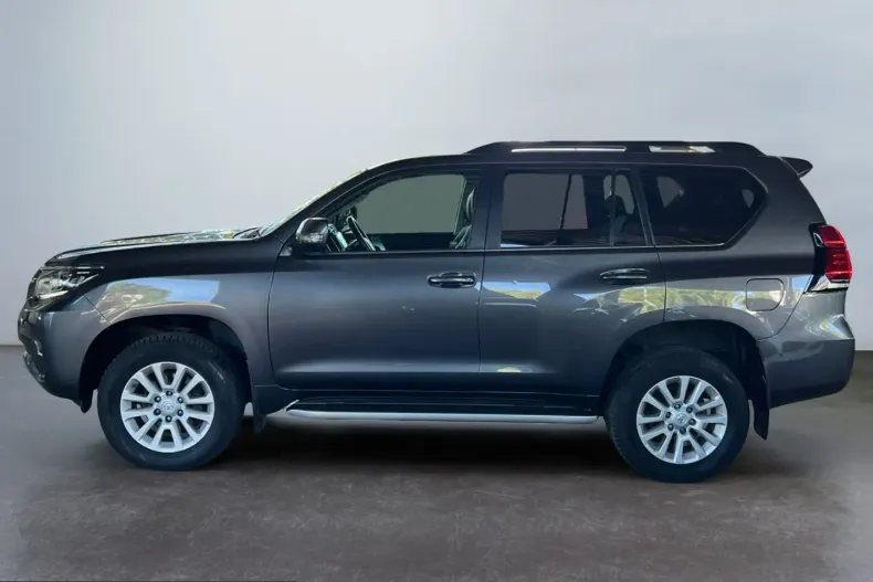 Toyota Land Cruiser din 2021 cu 98.958 km - oferta TOY247195 - foto 4