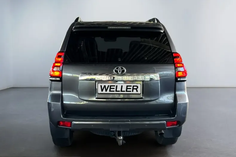 Toyota Land Cruiser din 2021 cu 98.958 km - oferta TOY247195 - foto 5