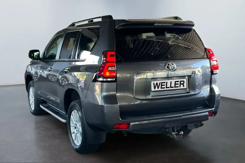 Toyota Land Cruiser din 2021 cu 98.958 km - oferta TOY247195 - foto 6
