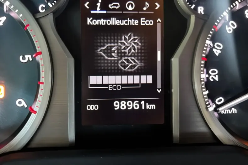 Toyota Land Cruiser din 2021 cu 98.958 km - oferta TOY247195 - foto 11