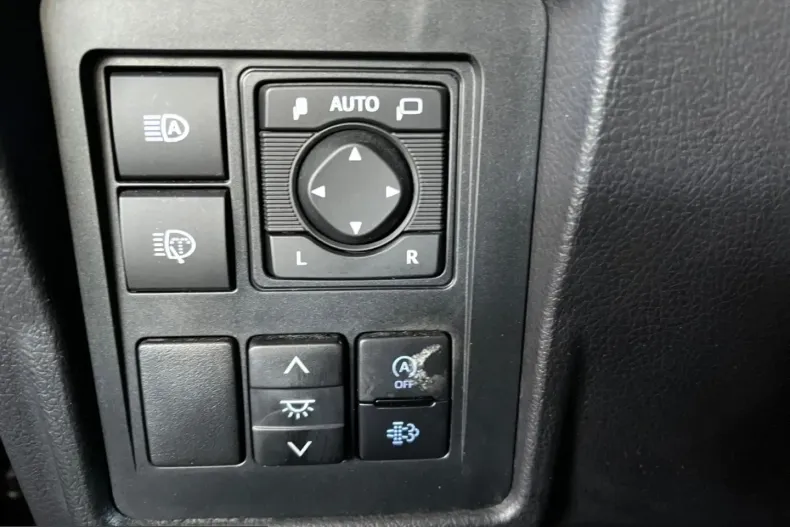 Toyota Land Cruiser din 2021 cu 98.958 km - oferta TOY247195 - foto 19