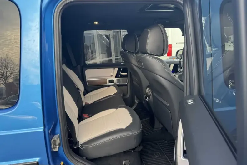 Mercedes-Benz G 500 (Clasa G) din 2023 cu 10.000 km - oferta MER247196 - foto 7