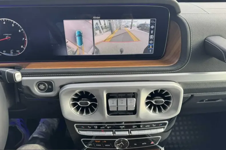 Mercedes-Benz G 500 (Clasa G) din 2023 cu 10.000 km - oferta MER247196 - foto 15