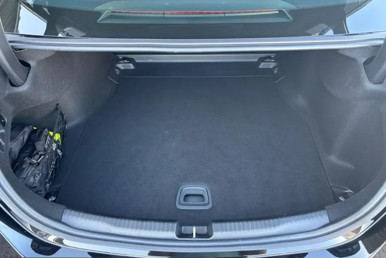 Mercedes-Benz C 180 (Clasa C) din 2025 cu 2.712 km - oferta MER247215 - foto 6