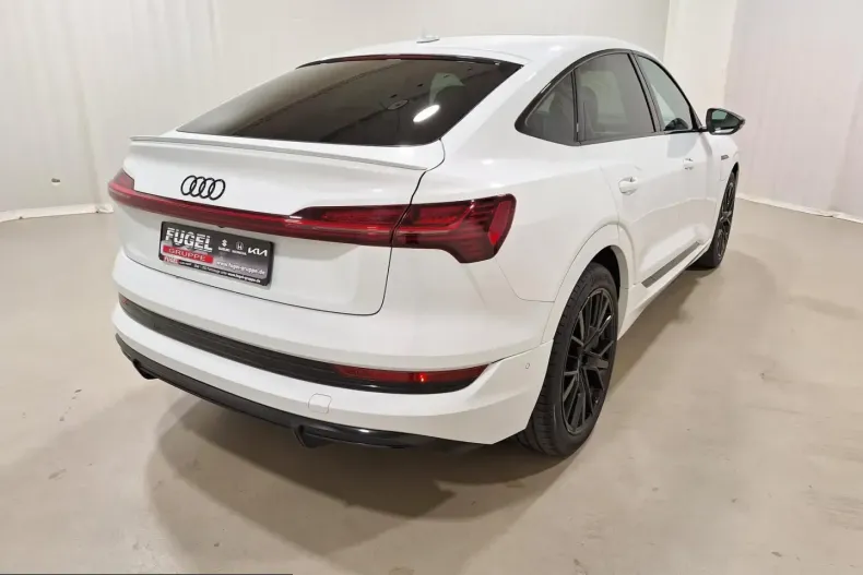 Audi e-tron din 2022 cu 41.960 km - oferta AUD247219 - foto 6