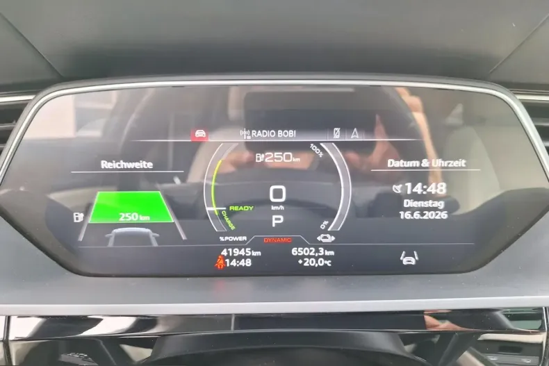 Audi e-tron din 2022 cu 41.960 km - oferta AUD247219 - foto 35