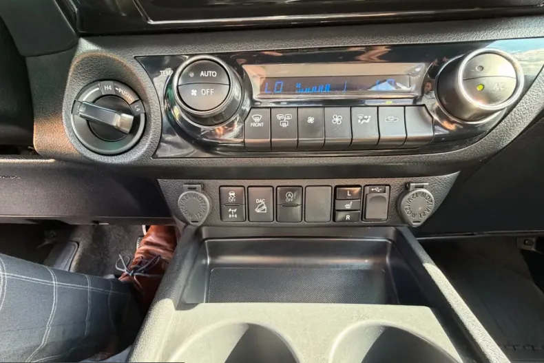 Toyota Hilux din 2022 cu 96.000 km - oferta TOY247220 - foto 14
