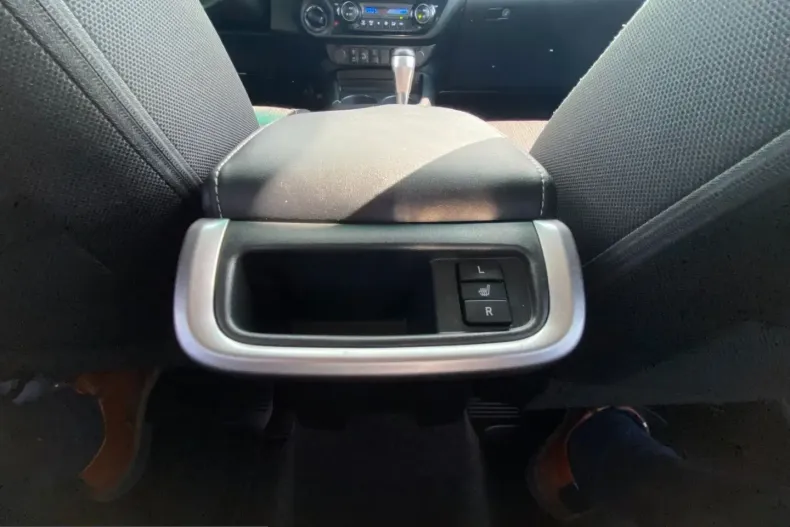 Toyota Hilux din 2022 cu 96.000 km - oferta TOY247221 - foto 9