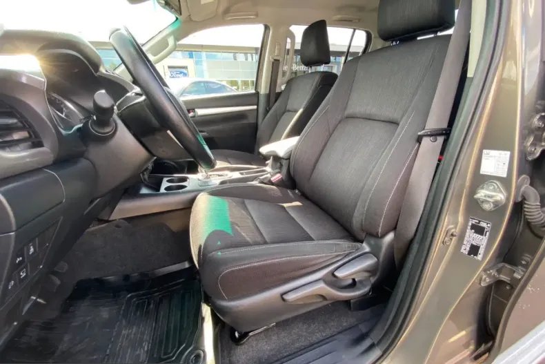 Toyota Hilux din 2022 cu 96.000 km - oferta TOY247221 - foto 12