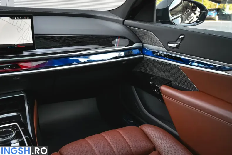 BMW 740 (Seria 7) din 2025 cu 19.349 km - oferta BMW247222 - foto 21