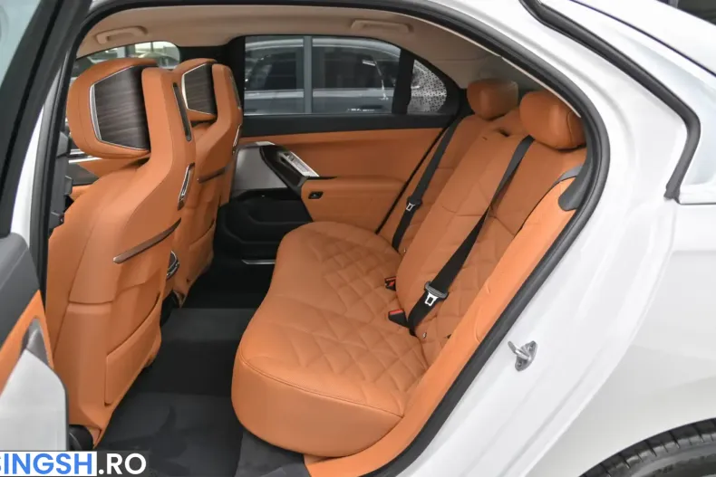 BMW 740 (Seria 7) din 2025 cu 1.669 km - oferta BMW247223 - foto 11