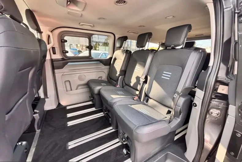Ford Tourneo Custom din 2024 cu 98.500 km - oferta FOR247228 - foto 9