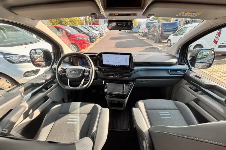 Ford Tourneo Custom din 2024 cu 98.500 km - oferta FOR247228 - foto 12