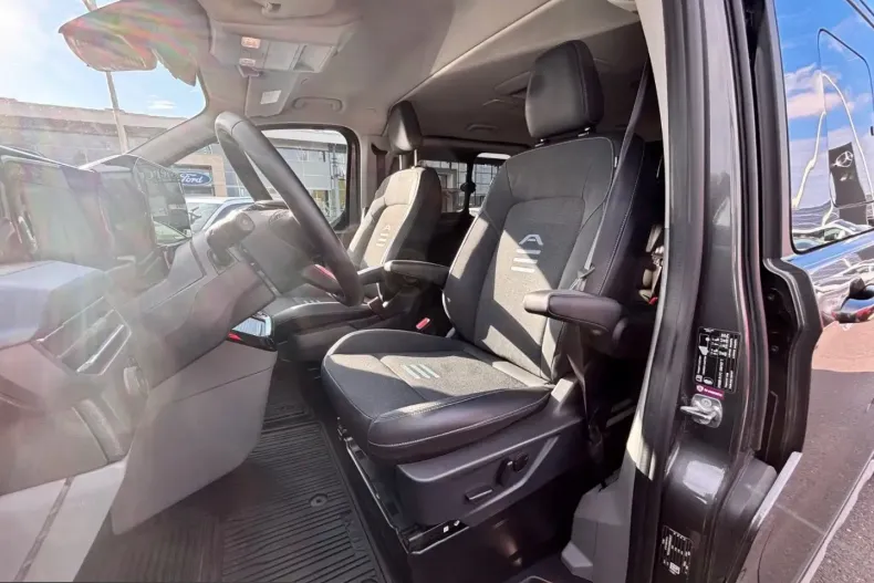 Ford Tourneo Custom din 2024 cu 98.500 km - oferta FOR247228 - foto 14