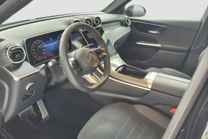 Mercedes-Benz GLC 200 (Clasa GLC) din 2025 cu 9.874 km - oferta MER247230 - foto 5