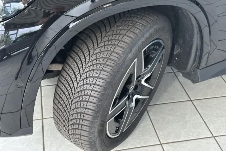 Mercedes-Benz GLC 200 (Clasa GLC) din 2025 cu 9.874 km - oferta MER247230 - foto 29