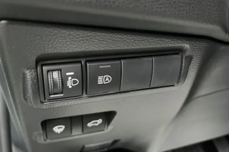 Toyota Corolla Cross din 2023 cu 79.980 km - oferta TOY247235 - foto 14