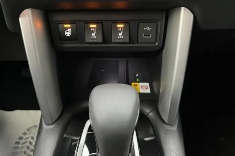 Toyota Corolla Cross din 2023 cu 79.980 km - oferta TOY247235 - foto 15