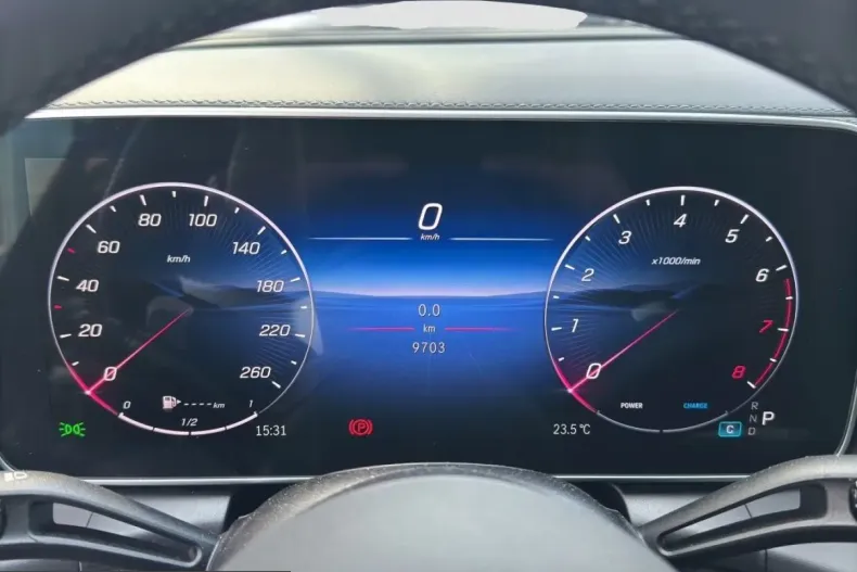 Mercedes-Benz GLC 200 (Clasa GLC) din 2025 cu 9.700 km - oferta MER247236 - foto 8