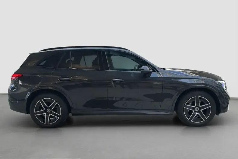 Mercedes-Benz GLC 200 (Clasa GLC) din 2025 cu 9.700 km - oferta MER247236 - foto 19