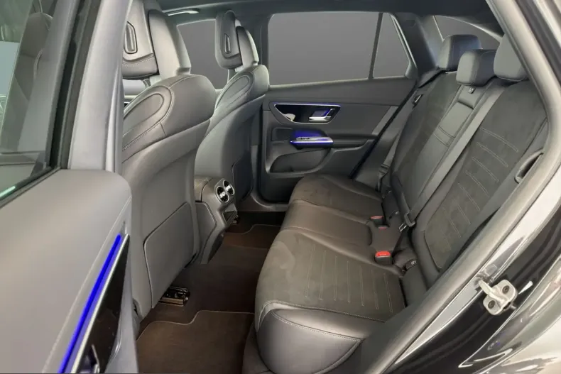 Mercedes-Benz GLC 200 (Clasa GLC) din 2024 cu 9.486 km - oferta MER247238 - foto 8