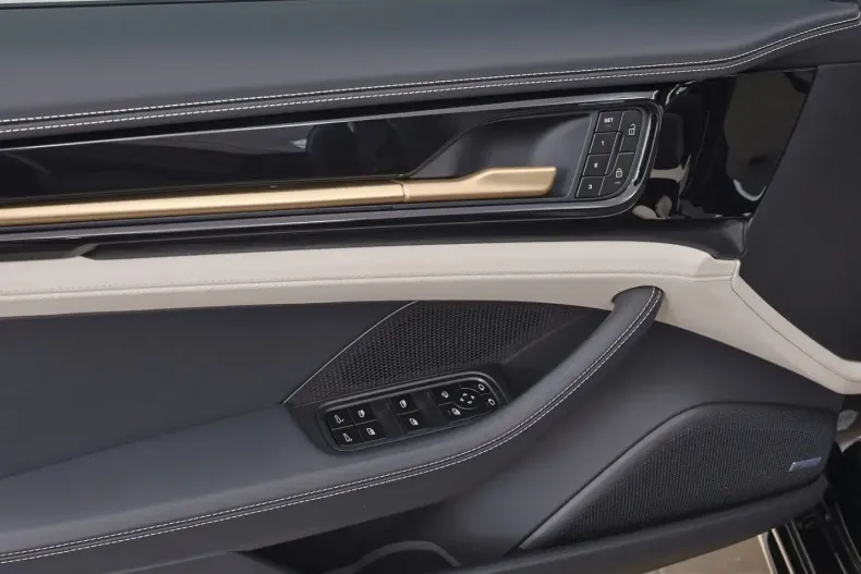 Porsche Panamera din 2025 cu 16.000 km - oferta POR247243 - foto 19