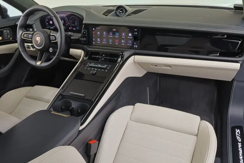 Porsche Panamera din 2025 cu 16.000 km - oferta POR247243 - foto 24
