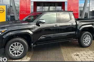 Toyota Hilux din 2025 - oferta TOY247260