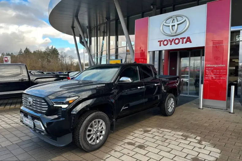 Toyota Hilux din 2025 cu 1.500 km - oferta TOY247260 - foto 4