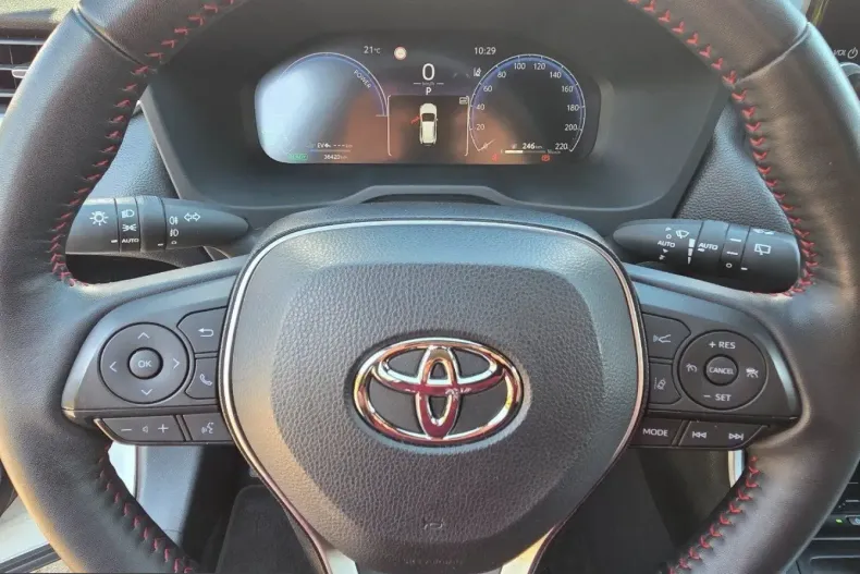Toyota RAV4 din 2024 cu 36.420 km - oferta TOY247262 - foto 11
