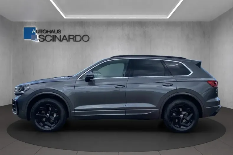 Volkswagen Touareg din 2025 cu 16.000 km - oferta VOL247265 - foto 4