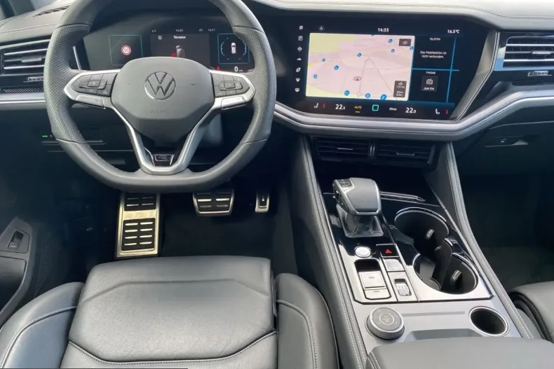 Volkswagen Touareg din 2025 cu 16.000 km - oferta VOL247265 - foto 12