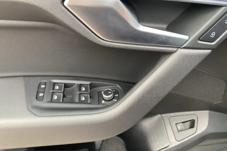 Volkswagen Touareg din 2025 cu 16.000 km - oferta VOL247265 - foto 25