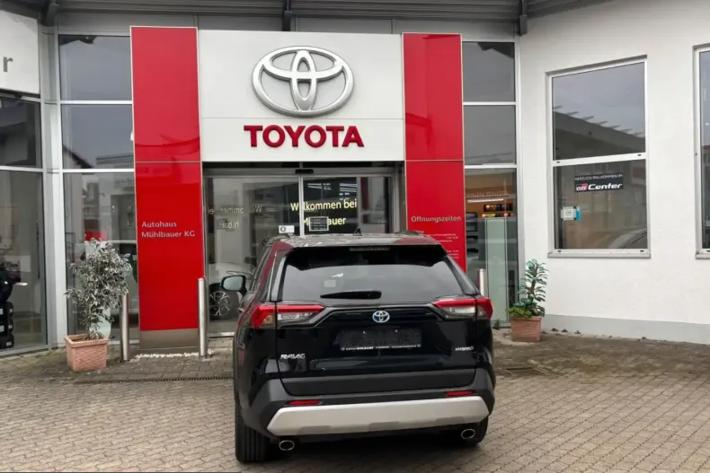 Toyota RAV4 din 2022 cu 45.308 km - oferta TOY247271 - foto 17