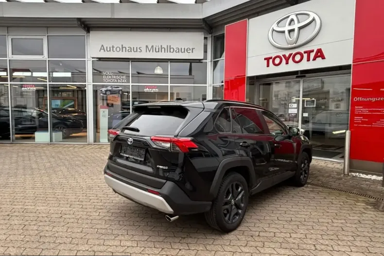Toyota RAV4 din 2022 cu 45.308 km - oferta TOY247271 - foto 25