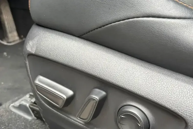 Toyota RAV4 din 2022 cu 45.308 km - oferta TOY247271 - foto 36