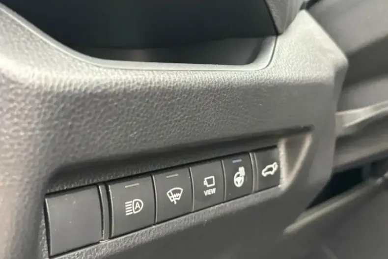 Toyota RAV4 din 2022 cu 45.308 km - oferta TOY247271 - foto 37