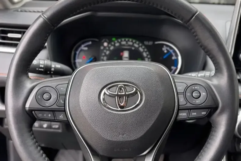 Toyota RAV4 din 2022 cu 45.308 km - oferta TOY247271 - foto 38