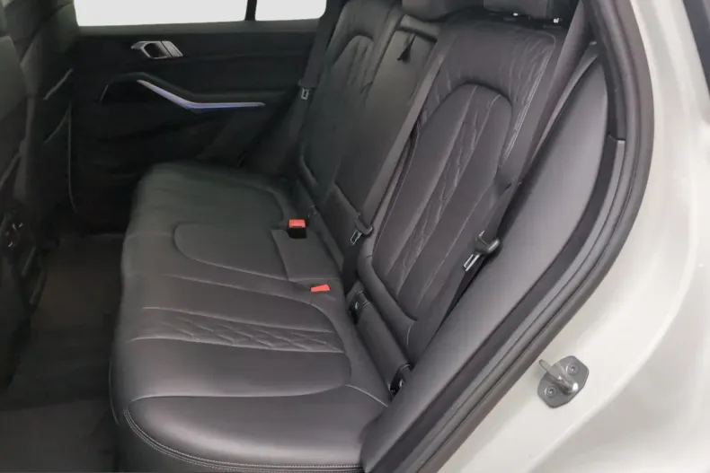 BMW X5 (Seria X) din 2022 cu 81.876 km - oferta BMW247277 - foto 6