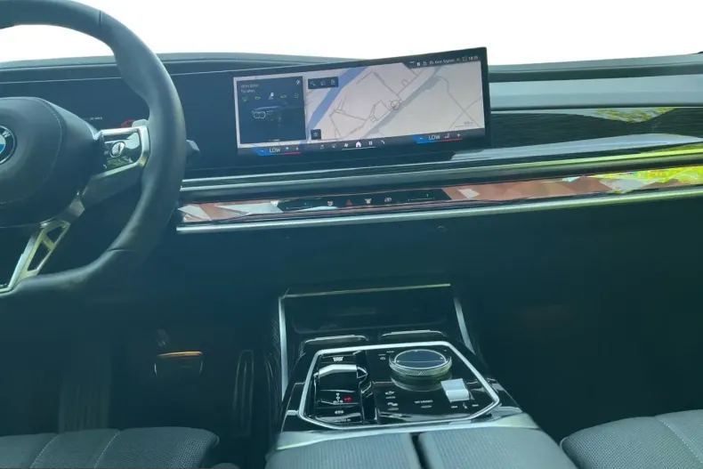 BMW 740 (Seria 7) din 2025 cu 75.250 km - oferta BMW247288 - foto 11