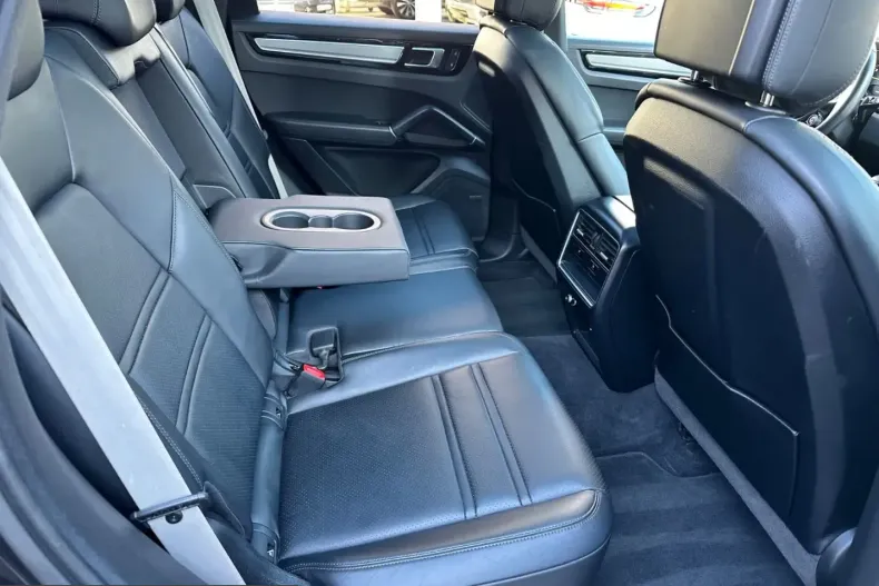 Porsche Cayenne din 2023 cu 89.500 km - oferta POR247289 - foto 26
