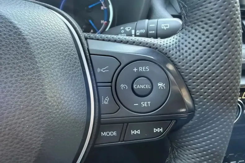 Toyota RAV4 din 2021 cu 145.115 km - oferta TOY247292 - foto 6