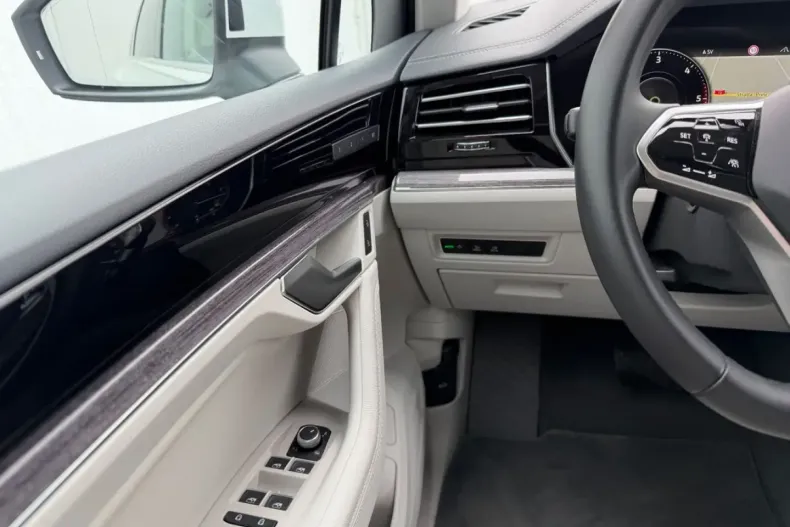 Volkswagen Touareg din 2022 cu 116.800 km - oferta VOL247293 - foto 7
