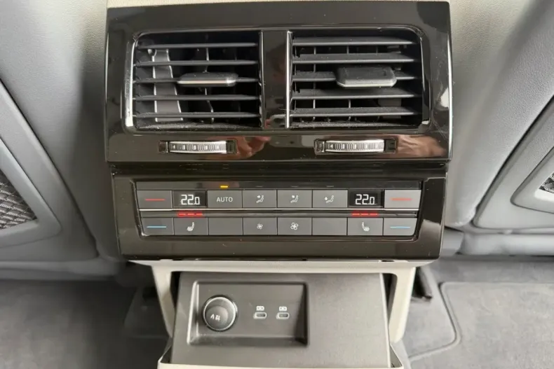Volkswagen Touareg din 2022 cu 116.800 km - oferta VOL247293 - foto 9
