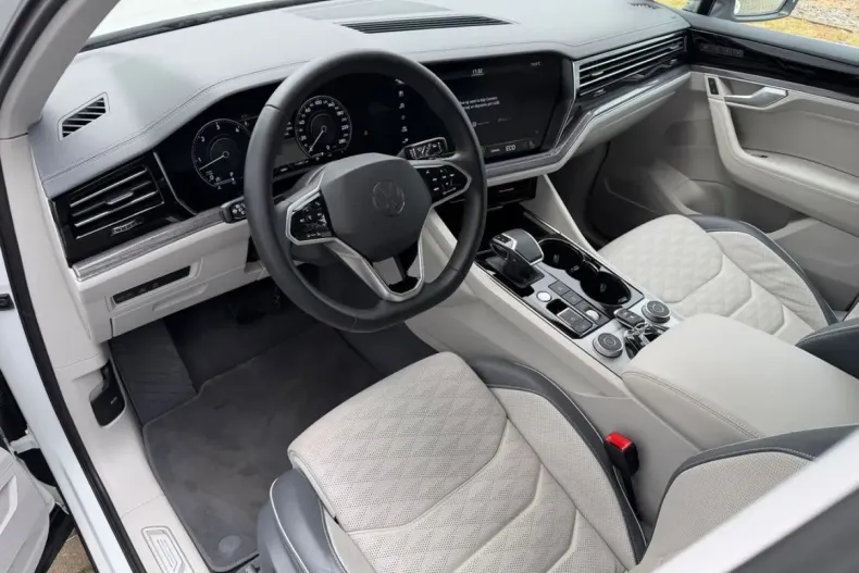 Volkswagen Touareg din 2022 cu 116.800 km - oferta VOL247293 - foto 15
