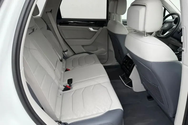 Volkswagen Touareg din 2022 cu 116.800 km - oferta VOL247293 - foto 26