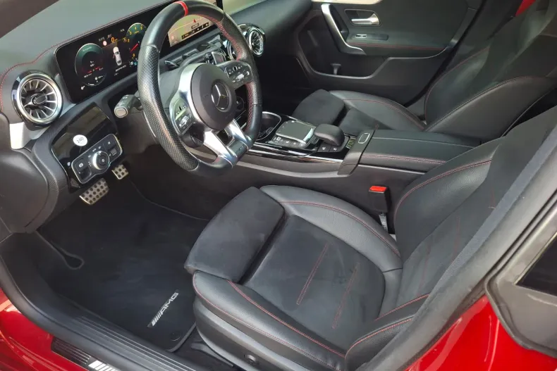 Mercedes-Benz CLA 35 AMG (Clasa CLA) din 2023 cu 49.132 km - oferta MER247297 - foto 13